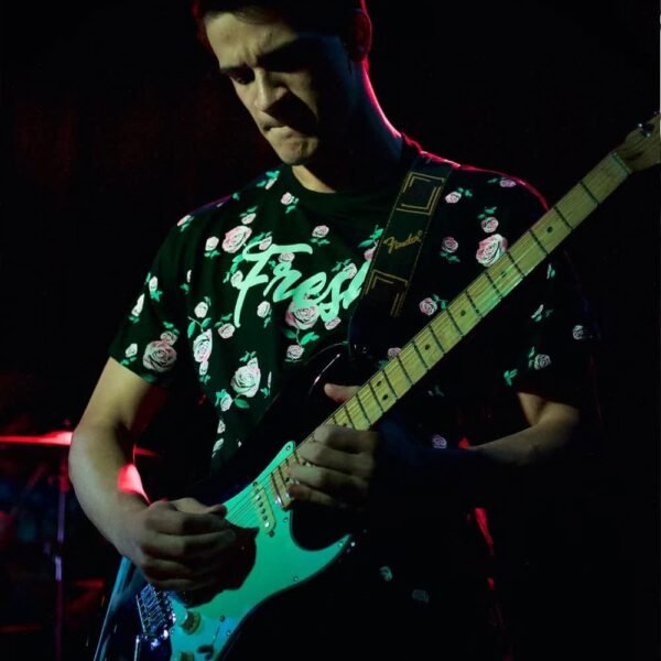 61HPEWPaHJL._AC_SL1000_ Fender Squier Affinity Stratocaster Electric Guitar Review Olympic White Maple Fingerboard