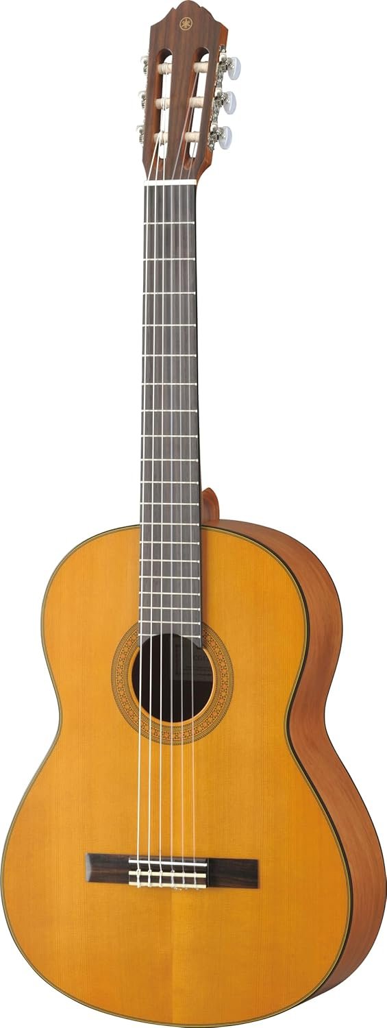 71sLWBbMD8L._AC_SL1500_ Yamaha CG122MCH Classical Guitar Review Solid Cedar Top and Exceptional Sound Quality